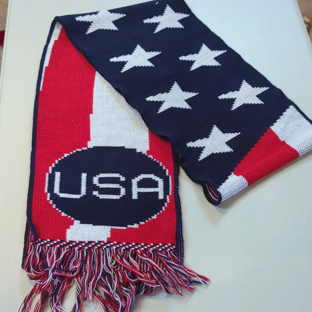 USA patriotic stars and stripes winter scarf